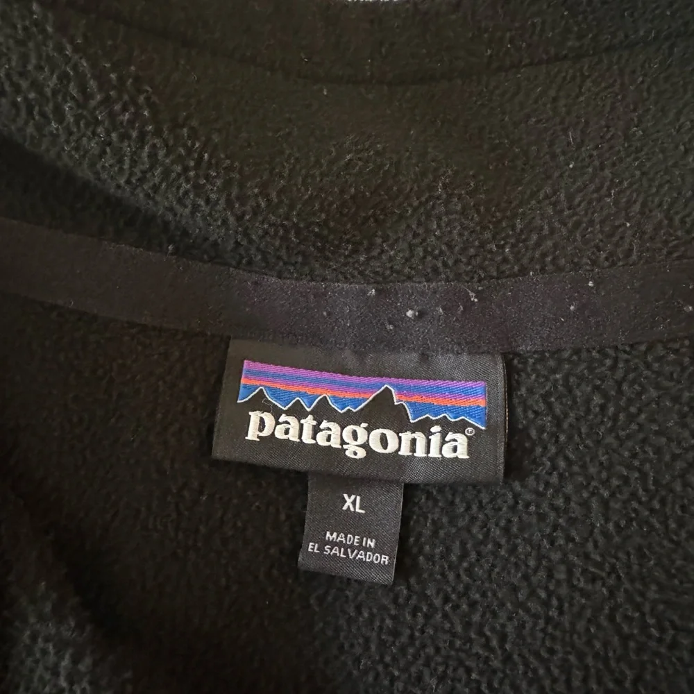Patagonia Men’s Micro D Quarter-Zip Fleece Pullover - Picture 4 of 4